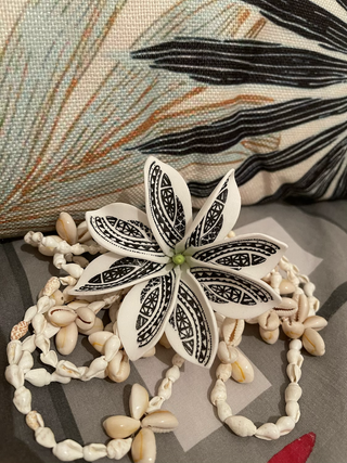 Tiare Blanche Tatouée couleur