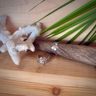 Bague ajustable - Fleur "Elia" - Acier Inoxydable
