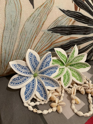 Tiare Blanche Tatouée couleur